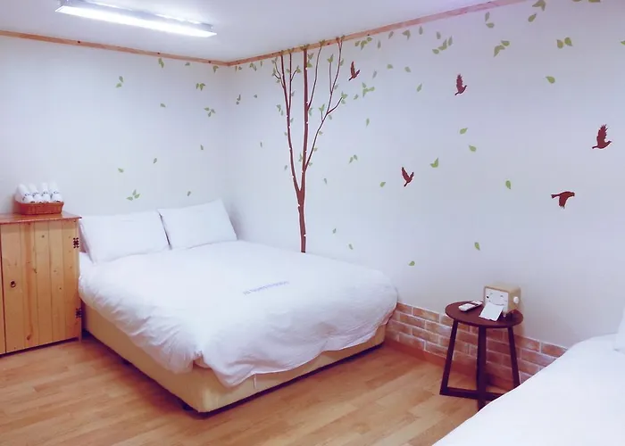 Iu Myeongdong